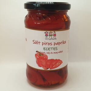 Sült piros paprika szeletek ecetes lében